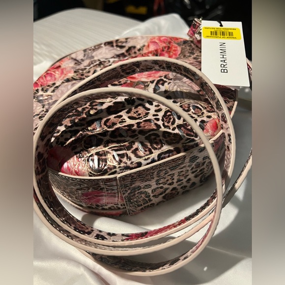 S🚫LD NWTAuthenticBRAHMINMelbourneCollectionErmine Floral LaneCrossbodyBag&Wallet - Picture 3 of 4